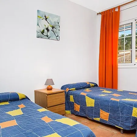 Sleeps 10 Lloret de Mar