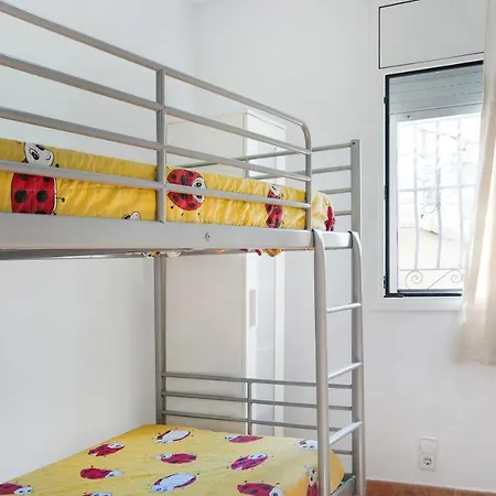 Sleeps 10 *